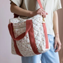 Changing Bag W/pram Straps - OCS - Berries 8 Changing Bag W/pram Straps - OCS - Berries -Camcam Copenhagen Store 1210 Changing Bag P90 Berries 20 1