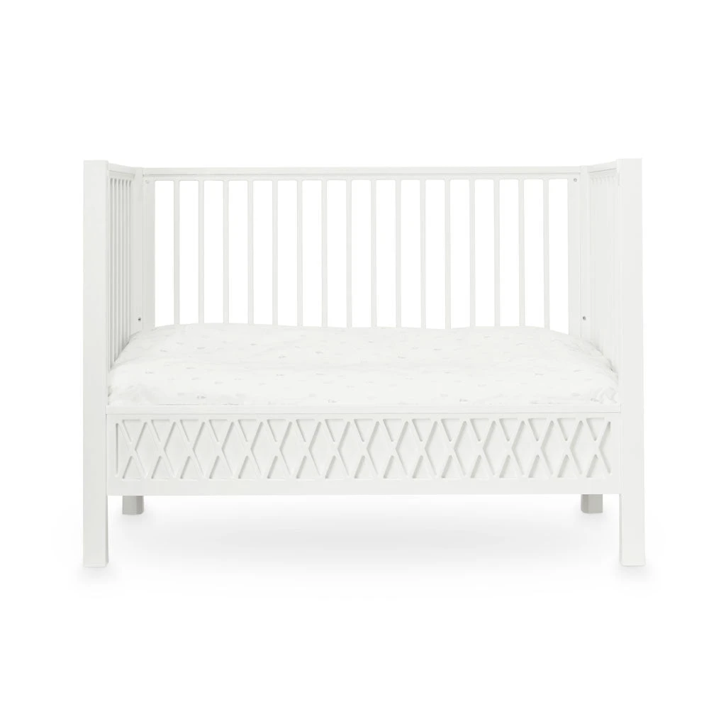 Harlequin Baby Bed, 60x120cm, FSC Mix - White 3 Harlequin Baby Bed, 60x120cm, FSC Mix - White - Image 3