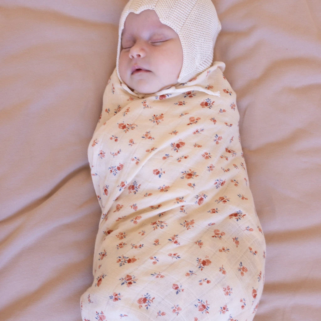 Swaddle - GOTS - Berries 2 Swaddle - GOTS - Berries - Image 2