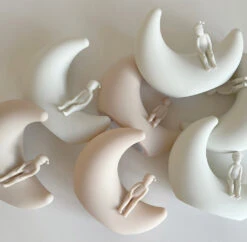 Moon Night Light - Shell -Camcam Copenhagen Store Moon Nightlight 3 low 495309ba e359 4dd5 be7e 70520ecb82f5